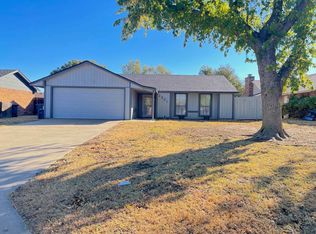 2901 Constitution Ave, Enid, OK 73703