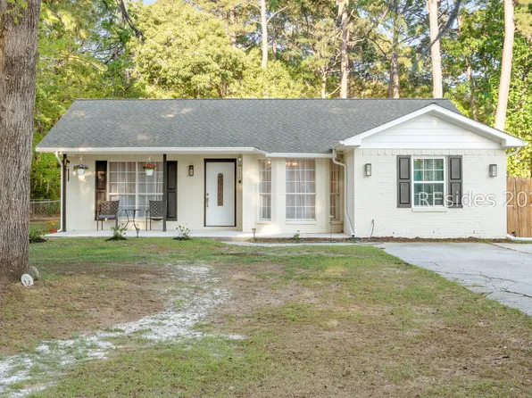 212 Middle Rd, Beaufort, SC 29907