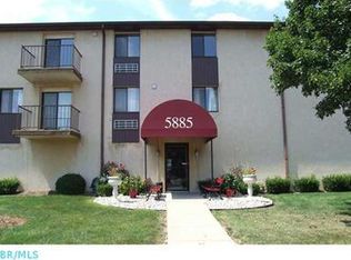 5885 Beechcroft Rd APT 215, Columbus, OH 43229