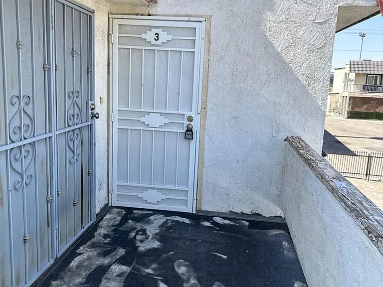2377 Exeter Dr — Photo 13