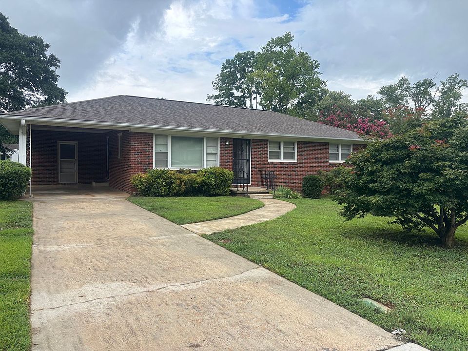 1st image of 1805 Stevens Dr NE