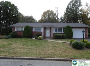 1515 Kenwood Dr, Bethlehem, PA 18017