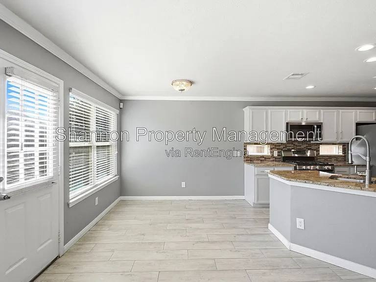 21103 N Valley Ct — Photo 7