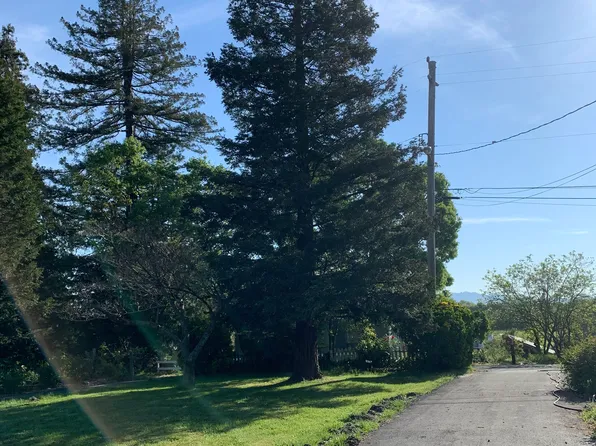 1789 Cooper Rd, Sebastopol, CA 95472