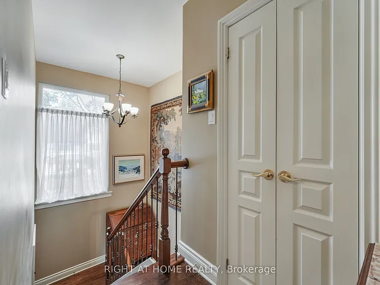 25 Clarendon Ave — Photo 21