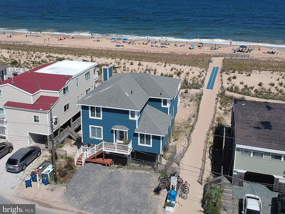 1st image of 806 S Ocean Dr