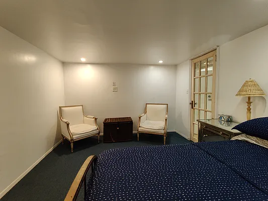 Rented by Signature Property Realty | media 14