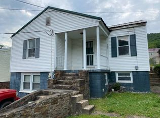 453 Charlton Heights Rd, Charlton Heights, WV 25040