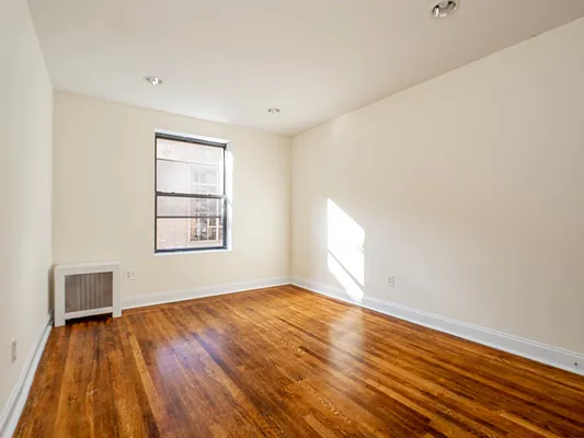 Rented by City Connections Realty | media 19