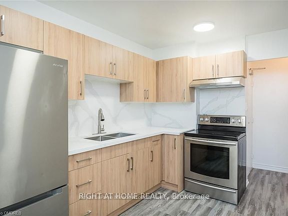 3rd image of 390 Dixon Rd #508