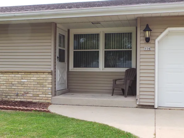 328 Municipal Dr, West Bend, WI 53095