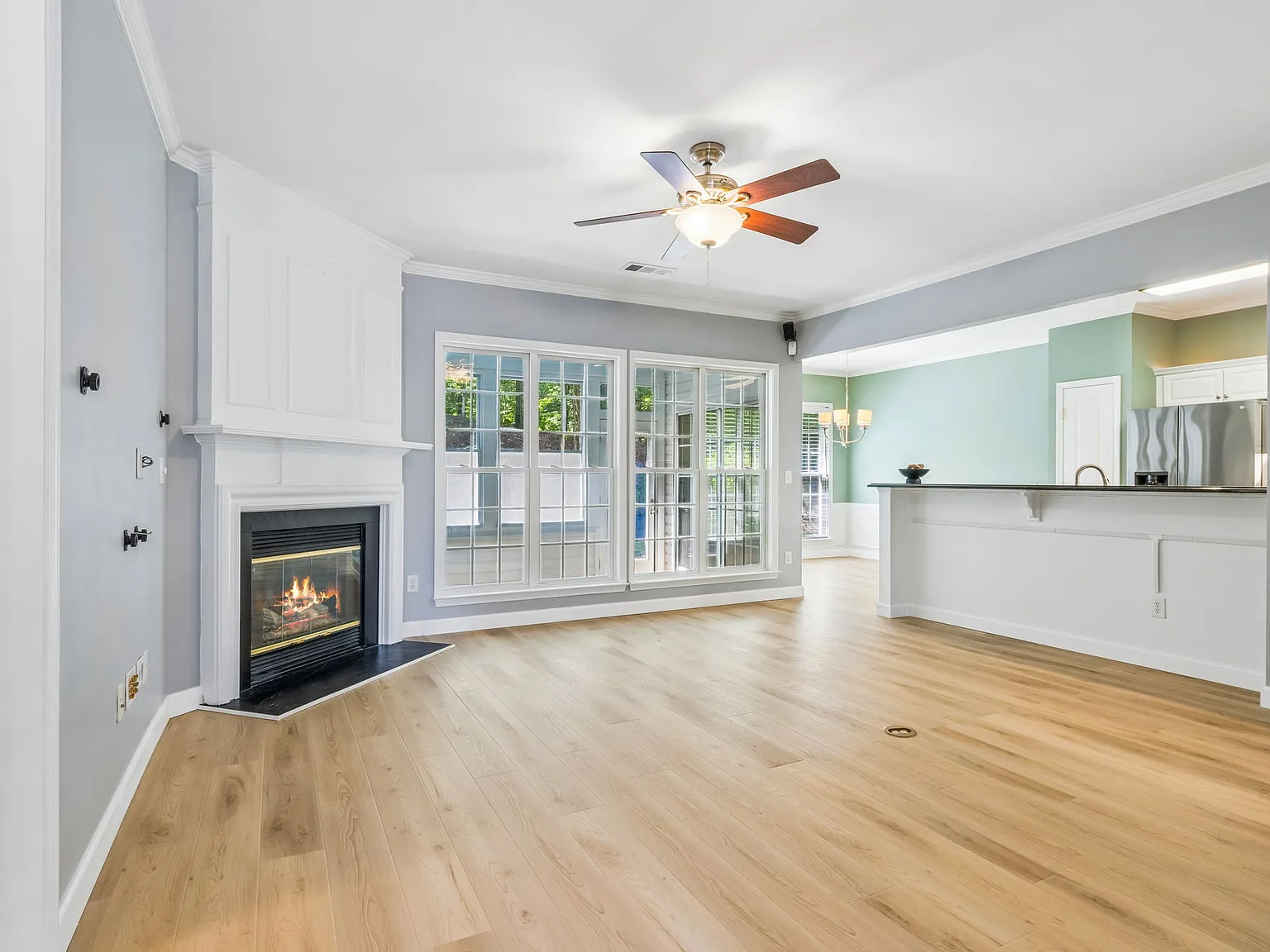 3 bed, 1536 sqft, $2,600 — Photo 3