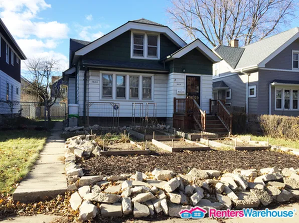 2831 N 48th St, Milwaukee, WI 53210