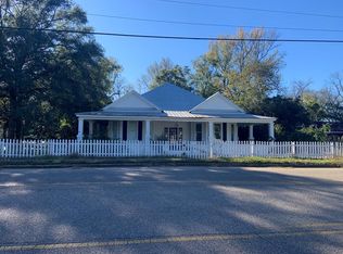 319 Broad St, Camden, AL 36726