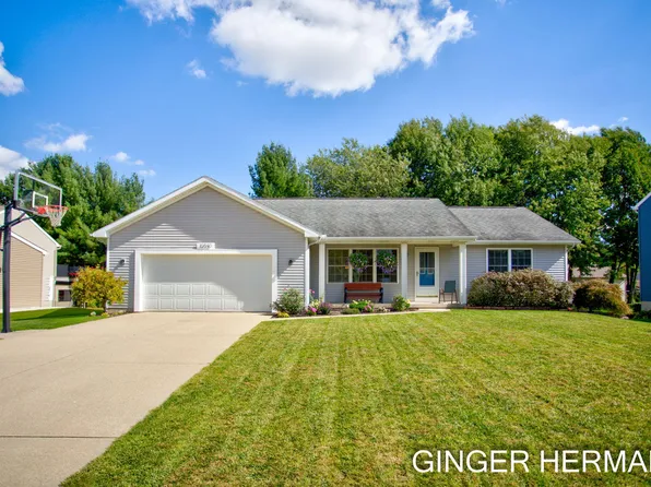 10840 Skylane Ct, Allendale, MI 49401