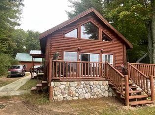 5394 Gronda Rd, Harrison, MI 48625