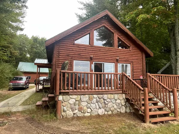 5394 Gronda Rd, Harrison, MI 48625