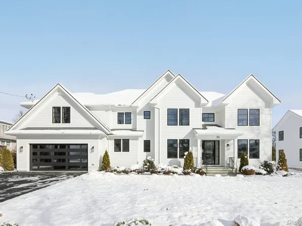 39 Potters Lane, New Rochelle, NY 10805
