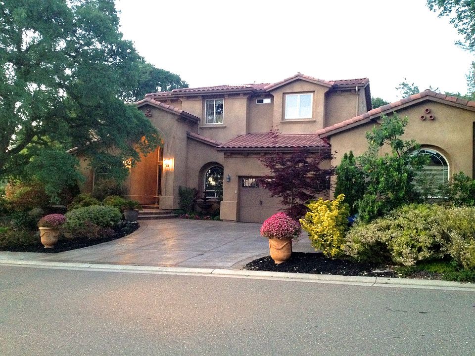 1st image of 767 Lorena Ln