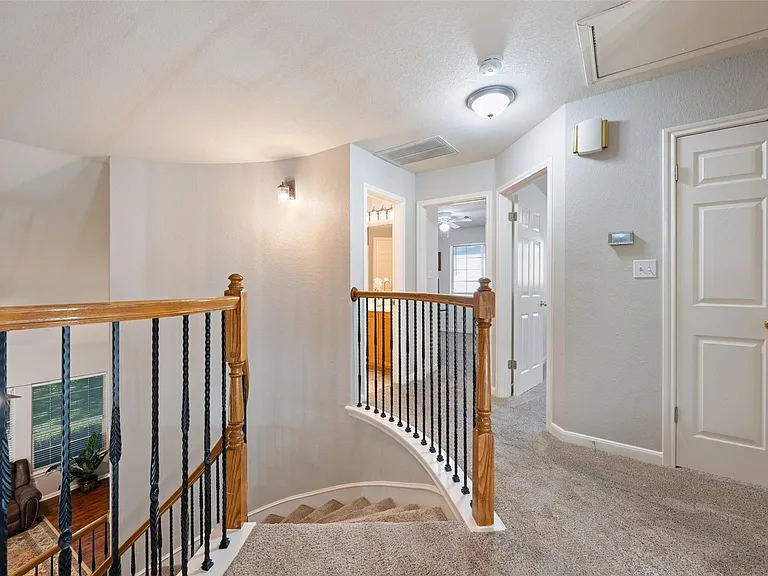 4435 Hunters Lodge Dr — Photo 29