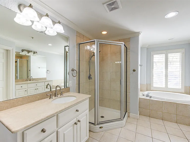 4340 Lake Walk Ct — Photo 29