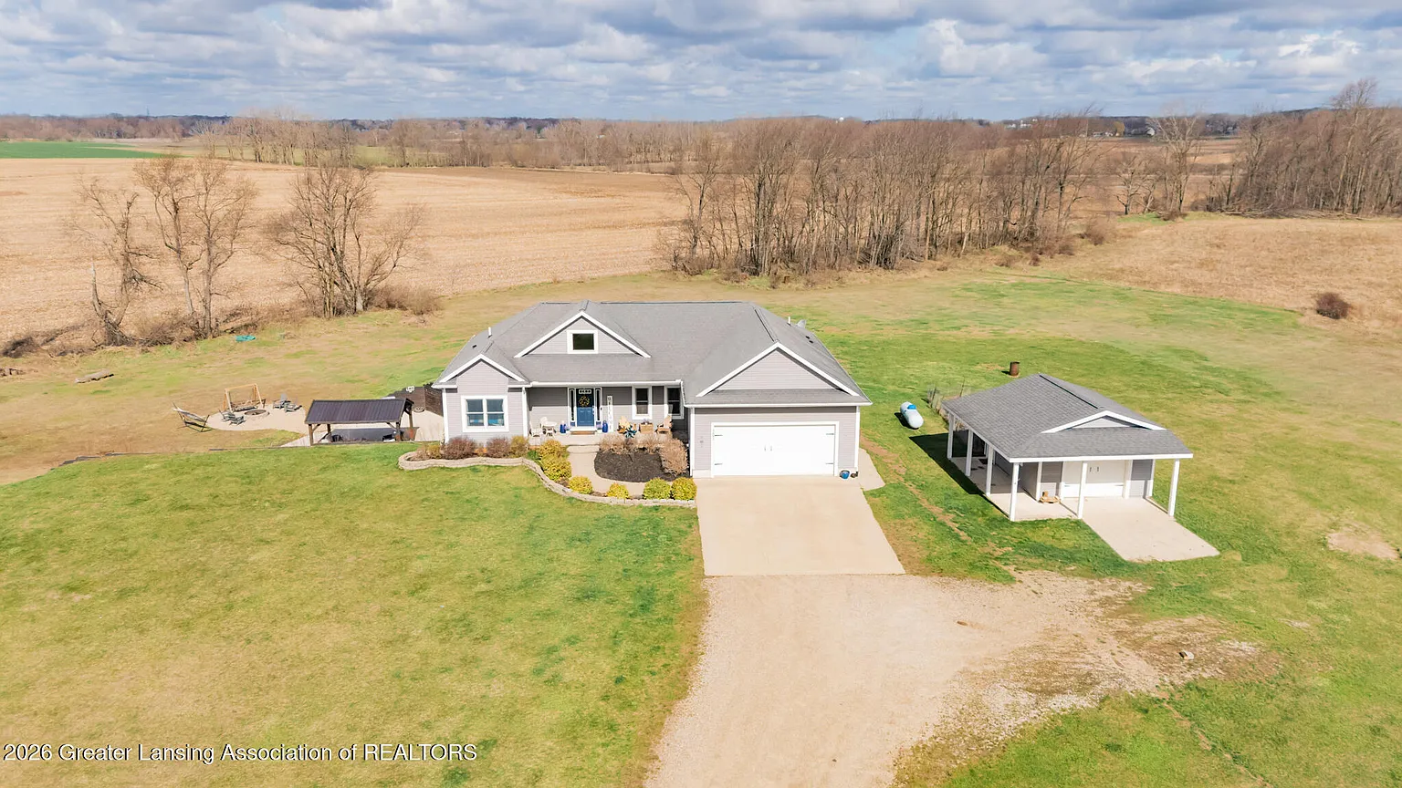 5682 Joshua Dr photo 1