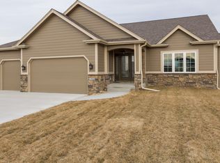 1905 NW Sunset Ln, Grimes, IA 50111