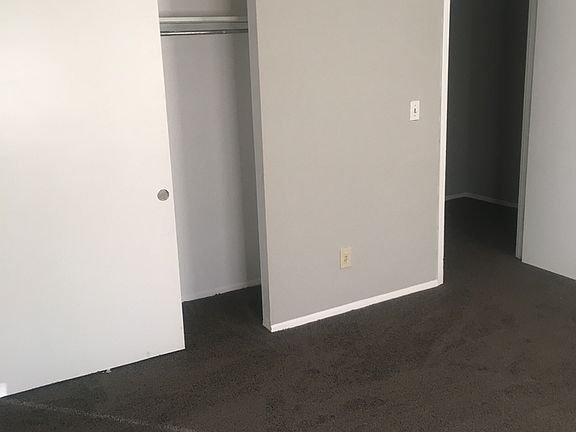 2nd image of 1579 Meredith Dr Unit 13