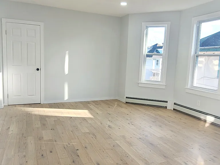 73 Oak Ln #2 — Photo 21