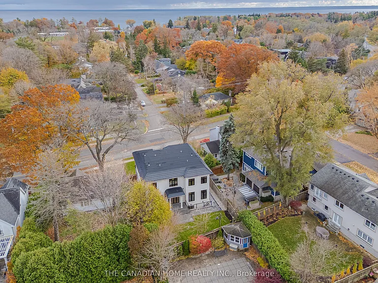 499 Rebecca St — Photo 2