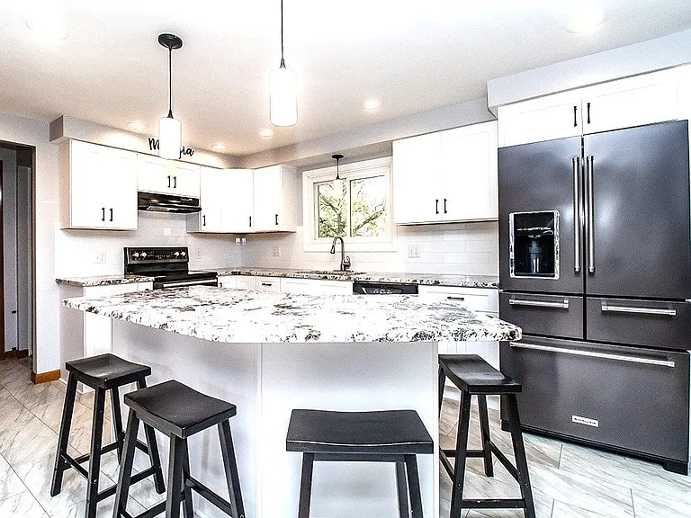 5751 Sunset Ter — Photo 11