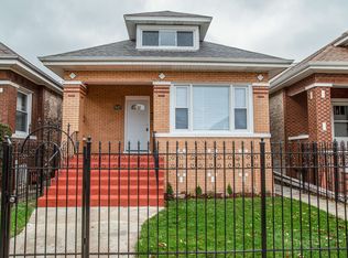 5627 S Sacramento Ave, Chicago, IL 60629