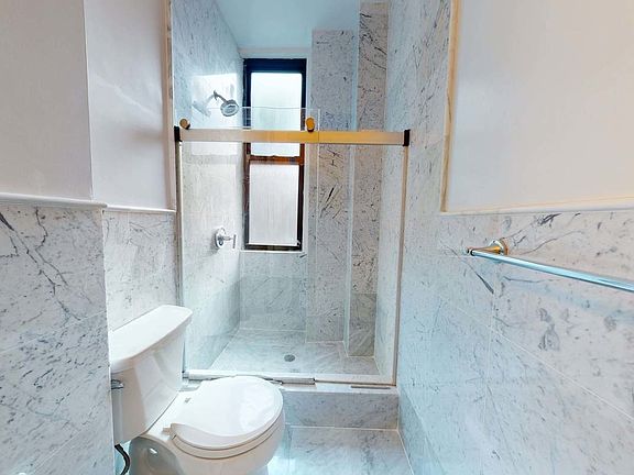 5th image of 105 E 15th St APT 53