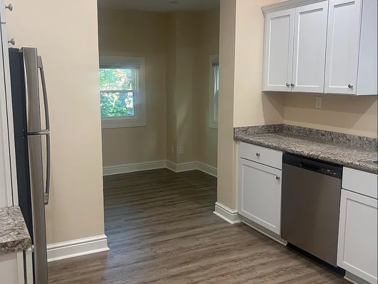 44 Lincoln Ave #1 — Photo 6