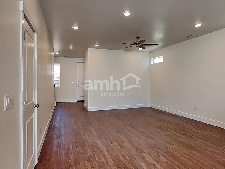 9309 W Wabash St — Photo 9