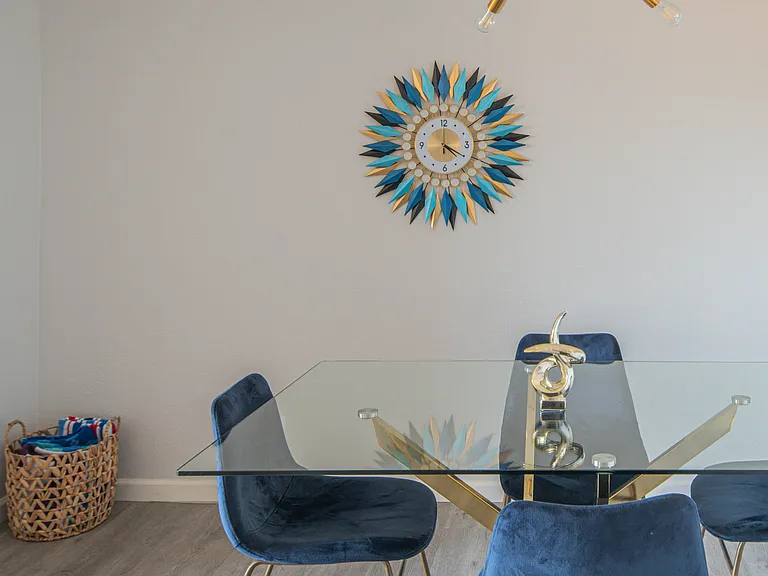 8055 E Thomas Rd — Photo 10