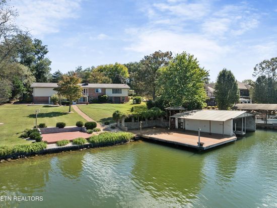 859 Collie Cove Ct, Friendsville, TN 37737
