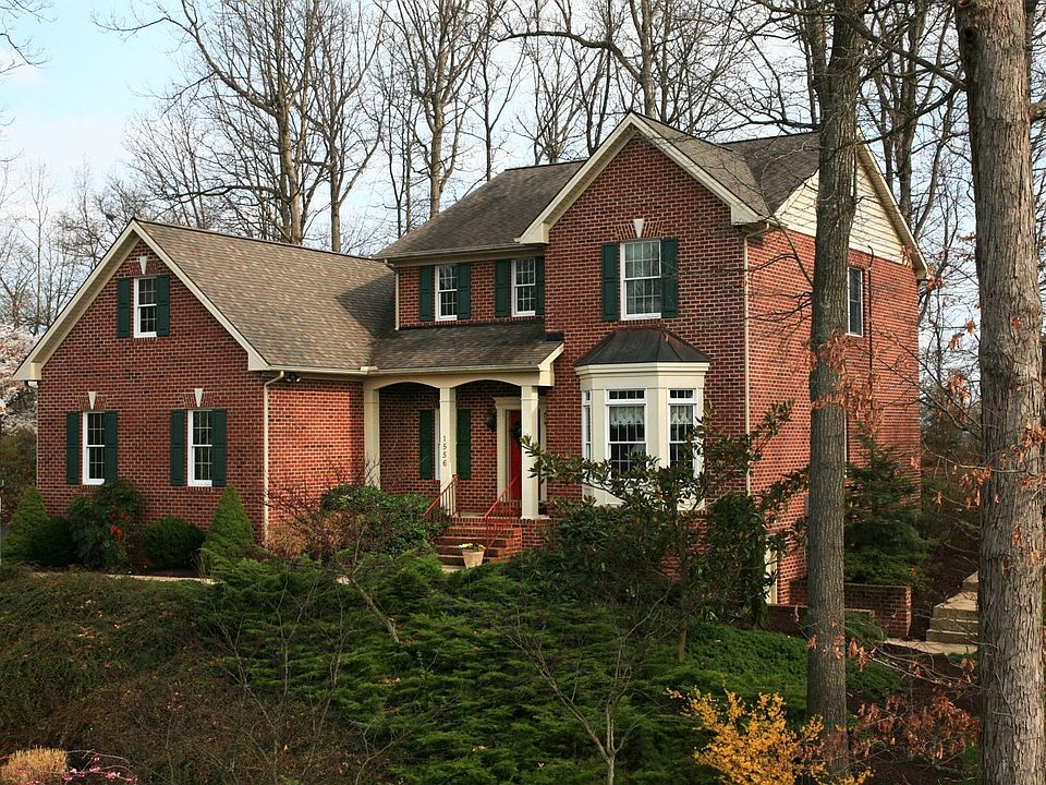 1st image of 1556 Cumberland Dr