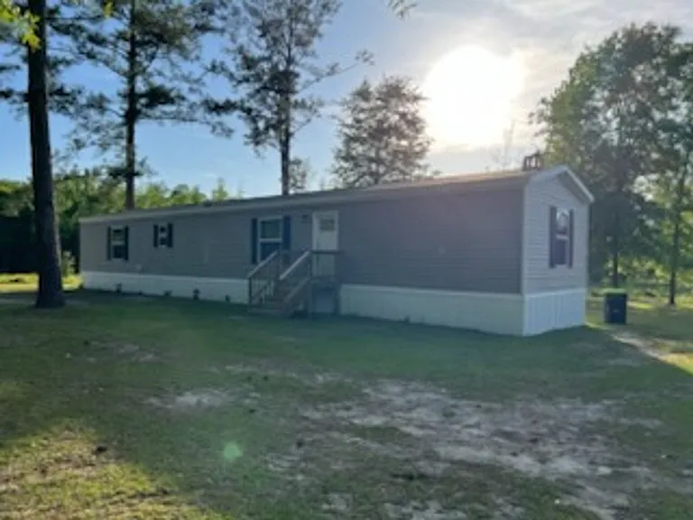 339 Quaker Bridge Rd — Photo 2