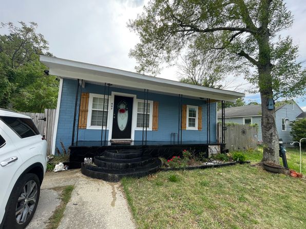 407 Laura Ct