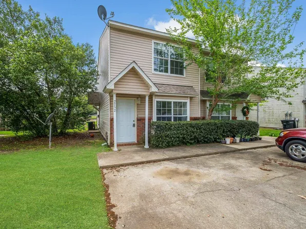 2752 Tess Cir, Tallahassee, FL 32304