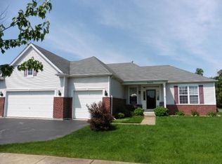 3800 Parsons Rd, Carpentersville, IL 60110