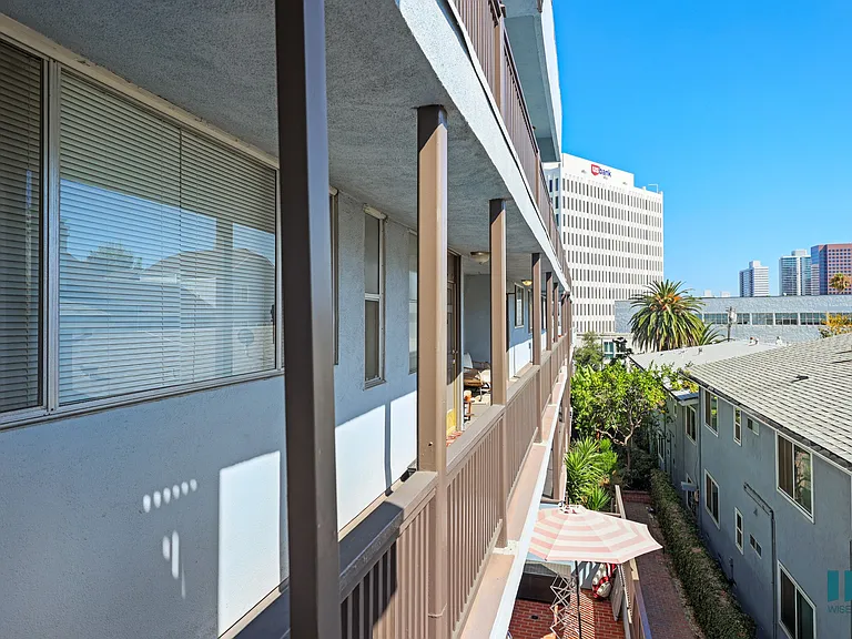 Upper Level Balcony View