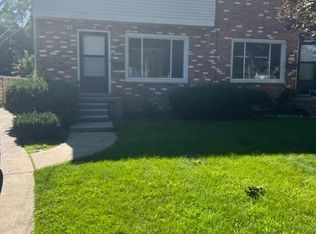 213 Curry Ave, Royal Oak, MI 48067