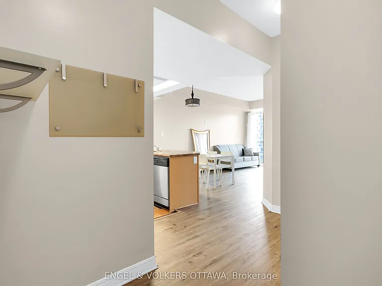 134 York St #607 — Photo 6