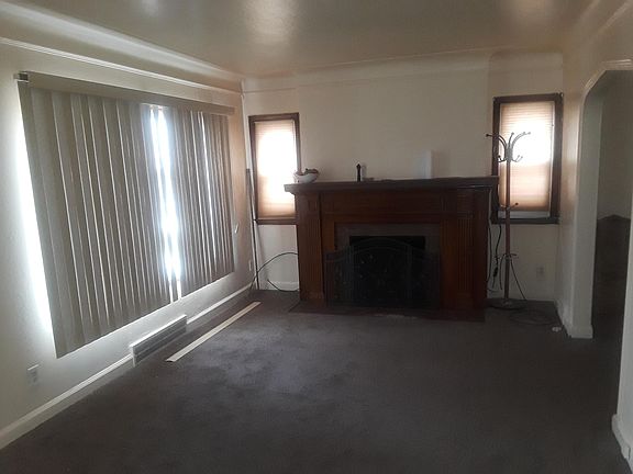 Front room once you open front door.