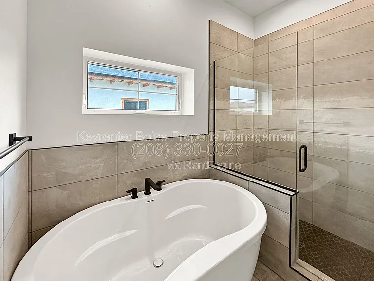 3586 N Adams St — Photo 13