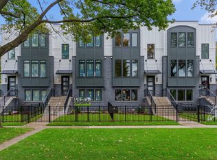 221 N Larch Ave, Elmhurst, IL 60126