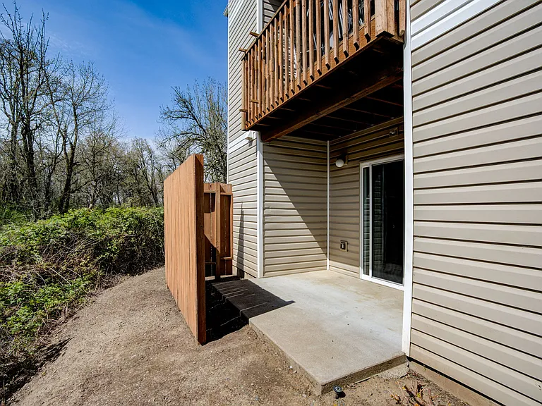 Legacy Oaks Apartments — Photo 86