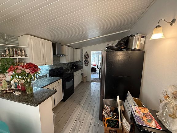 5th image of 3503 58th Ave N #106A